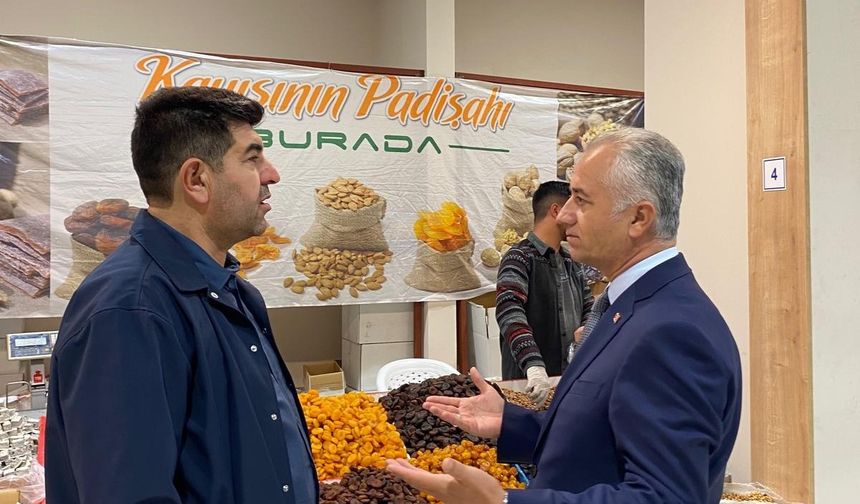 "Kayısı siyasetin değil, Malatya'nın ortak onurudur"