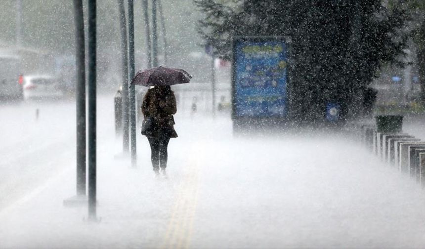 Meteorolojiden gök gürültülü sağanak uyarısı