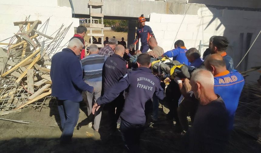 Adıyaman’da cami kubbesi çöktü: 5 yaralı