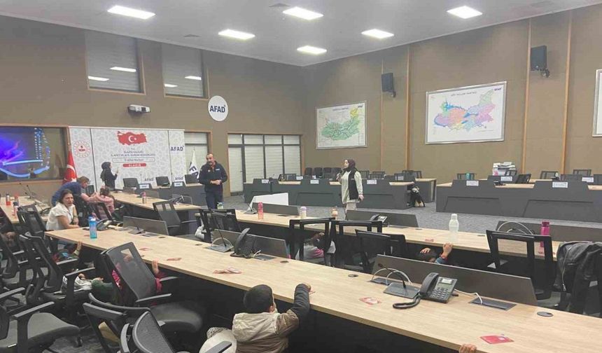 Elazığ’da  afet farkındalığı masaya yatırıldı
