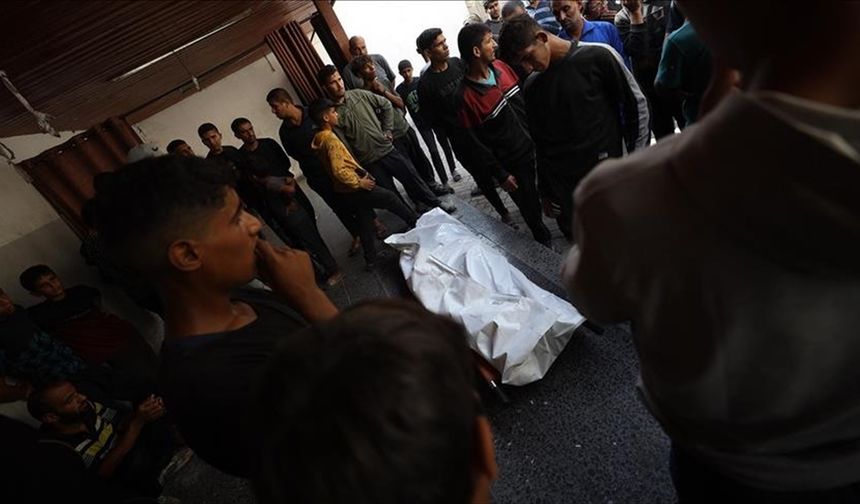 İsrail'in Gazze'ye saldırılarında can kaybı 69 bin 483'e yükseldi