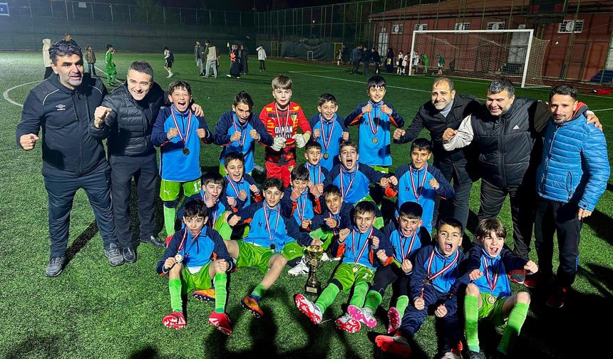 Küçük Devler Büyük Oynadı: Doğanşehir Belediyespor Şampiyon!