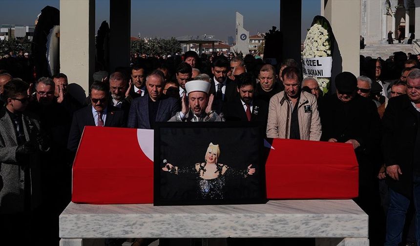 Sanatçı Muazzez Abacı, Ankara'da son yolculuğuna uğurlandı