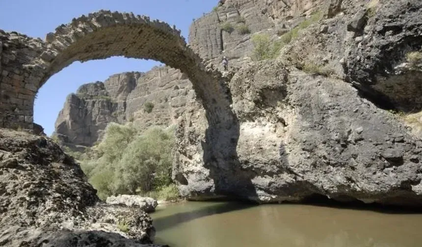 Malatya’nın saklı Kapadokyası görenleri büyülüyor