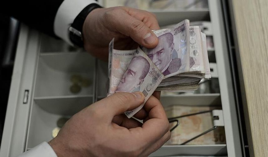 Yargıtay’dan nafaka kararı: Eşlerin geliri denkse ne olacak?
