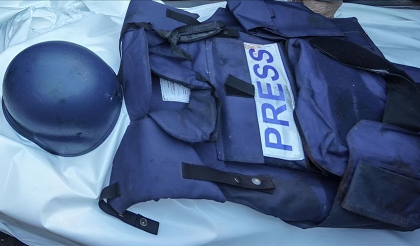 Filistin Gazeteciler Sendikası: İsrail'in Gazze saldırılarında gazeteci ailelerinden 706 Filistinli öldürüldü