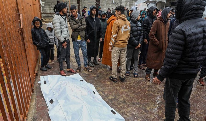 İsrail'in Gazze'ye saldırılarında can kaybı 70 bin 654'e yükseldi