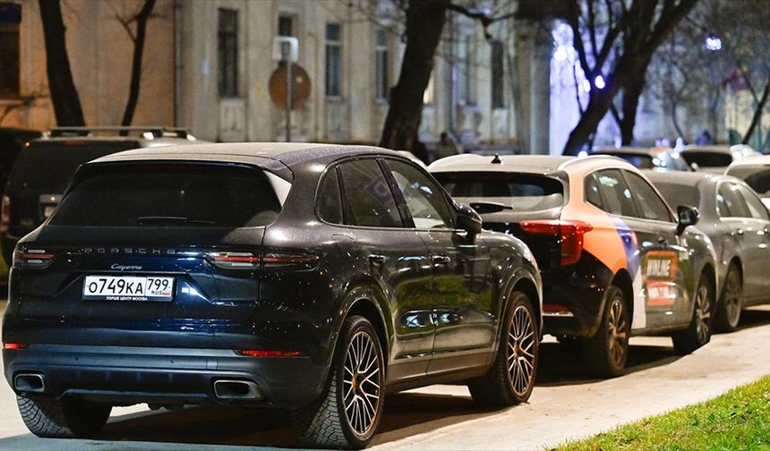 Yüzlerce Porsche sahibi araçlarını çalıştırmakta sorun yaşadı