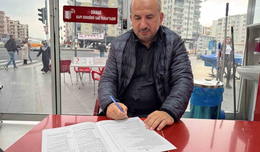 Hastayken kana ihtiyaç duydu, 3 ayda bir kan vermeye başladı