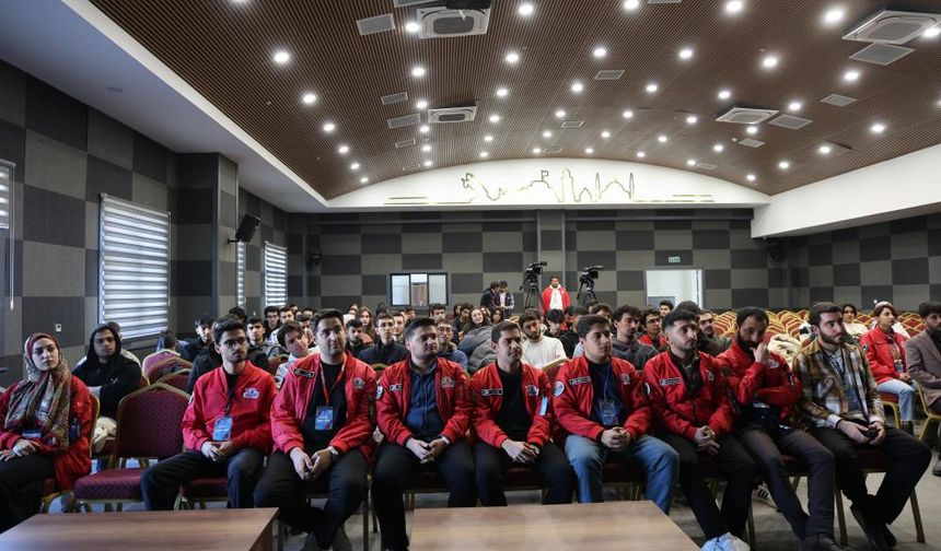 Elazığ’da gençler "Proje Yazma" eğitiminde buluştu