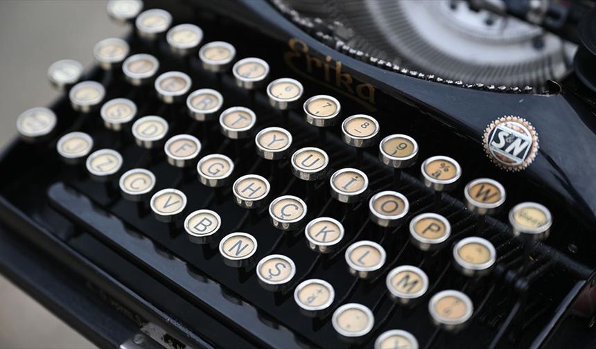 Bülent Ecevit'in daktilosu geçici olarak Ulucanlar Cezaevi Müzesi'nde