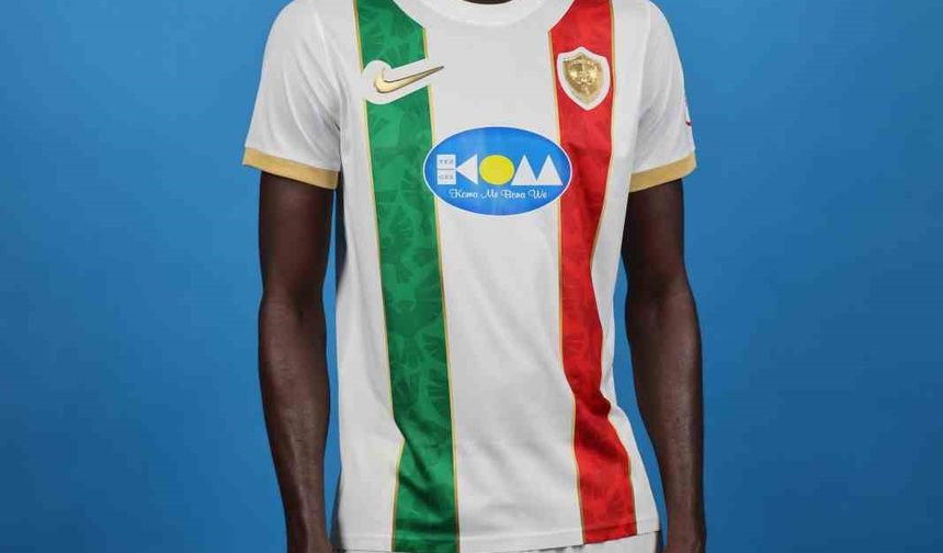 Amedspor Zirvedeyken Kadroda Değişim! İki İsimle Yollar Ayrıldı