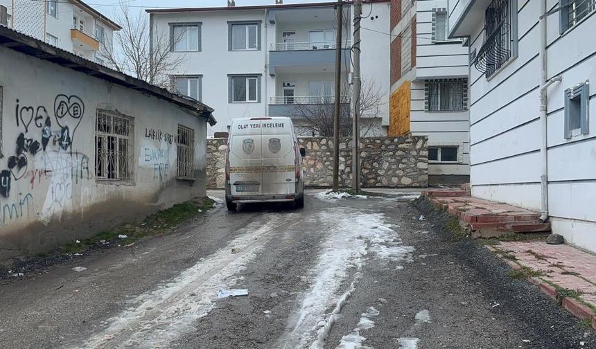 Elazığ’da rastgele ateş ederek 1 kişiyi yaralayan şüpheli yakalandı