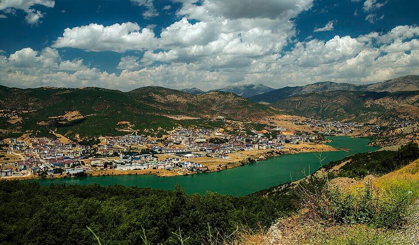 Tunceli’de Hava Bir Anda Değişiyor! Sağanak Kapıda