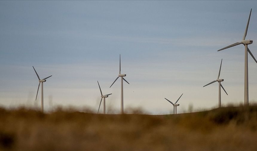 Türkiye'nin rüzgar enerjisi kurulu gücü 16 bin megavat eşiğinde