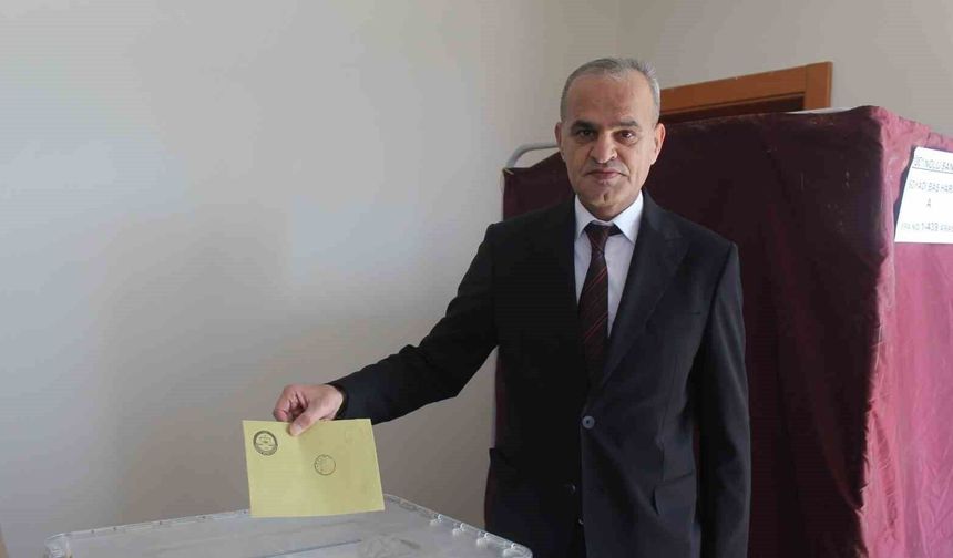 Adıyaman'da Tahsin Çatan 5. kez güven tazeledi