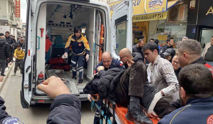 Elazığ’da Dehşet Anları: Silahlı Kavga Güvenlik Kamerasında