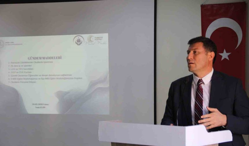 Şırnak Cizre'de 2. dönem okul müdürleri buluşması