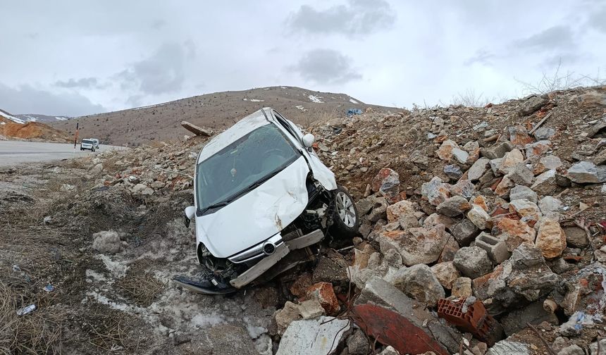 Doğanşehir Erkenek’te Trafik Kazası: 5 Yaralı
