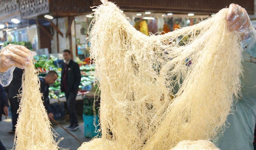 Ramazan’ın Vazgeçilmezi Tatlı: Malatya’da Tel Kadayıfa Yoğun İlgi