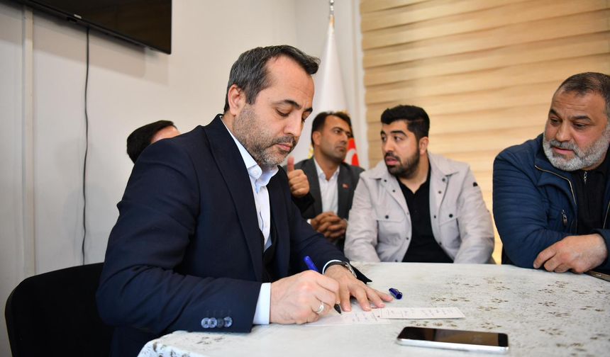 Muhtarların Masasında Deprem, Ulaşım ve Dönüşüm Vardı: Babacan Taleplerin Takipçisi Olacak