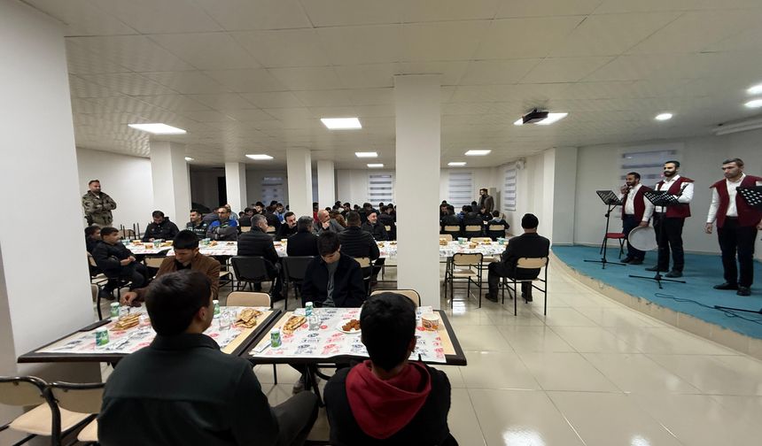Malatya'da gençler için iftar programı düzenlendi