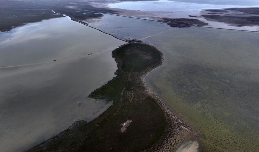 Tuzla Palas Gölü yağışlarla 41 yıl önceki havzasına yeniden kavuştu
