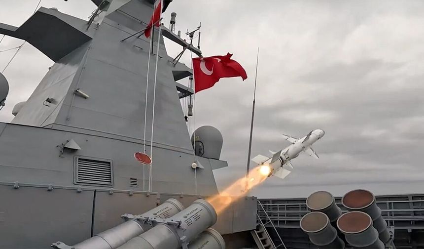 Yerli Füze ATMACA Gücünü Gösterdi: Tam İsabetli Atış