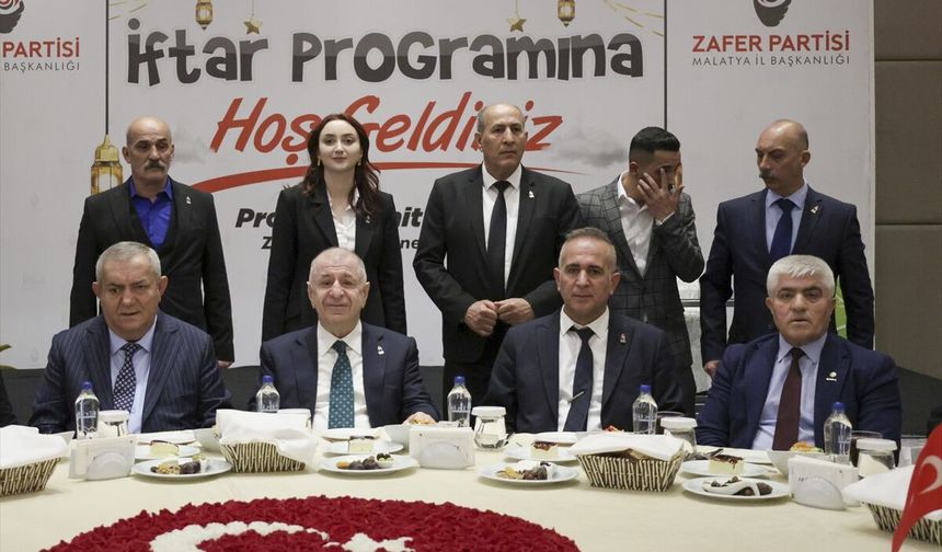 Zafer Partisi Genel Başkanı Özdağ, Malatya'da partisinin iftar programına katıldı