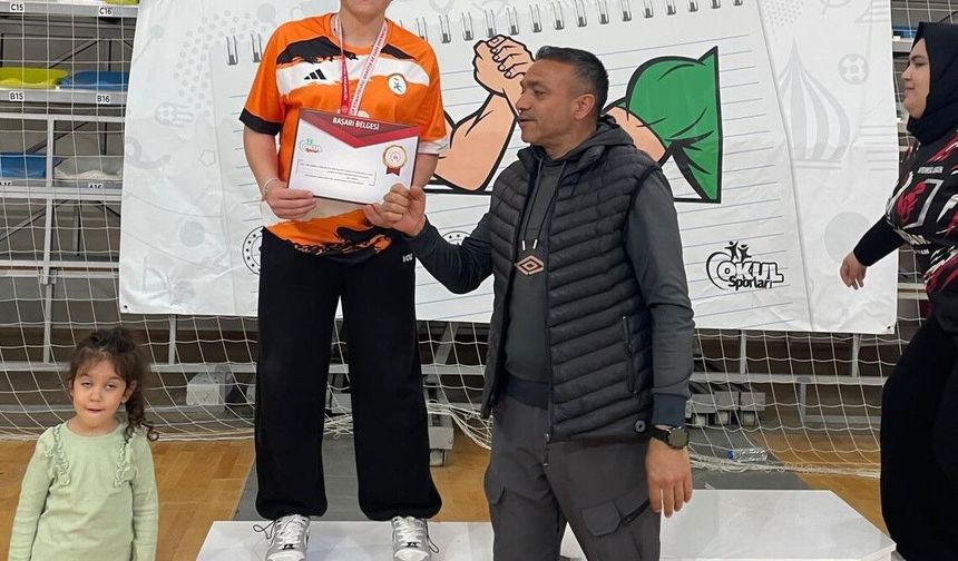 Adıyaman'lı Sporcudan Türkiye İkinciliği Başarısı