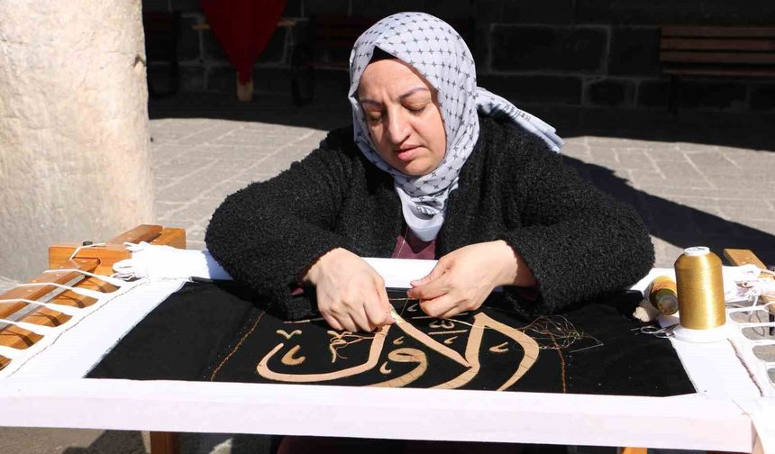 Diyarbakır'da Esma-Ül Hüsna Maraş işlemeleri Ulu Cami'de sergilendi