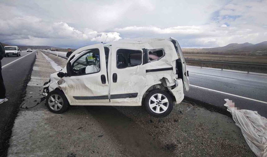 Emniyet Kemerini Takmayan Sürücü Araçtan Fırladı!