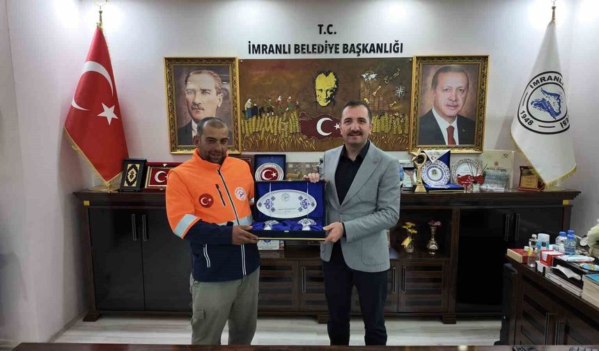 Temizlik İşçisinin Duyarlı Hareketi Takdir Topladı