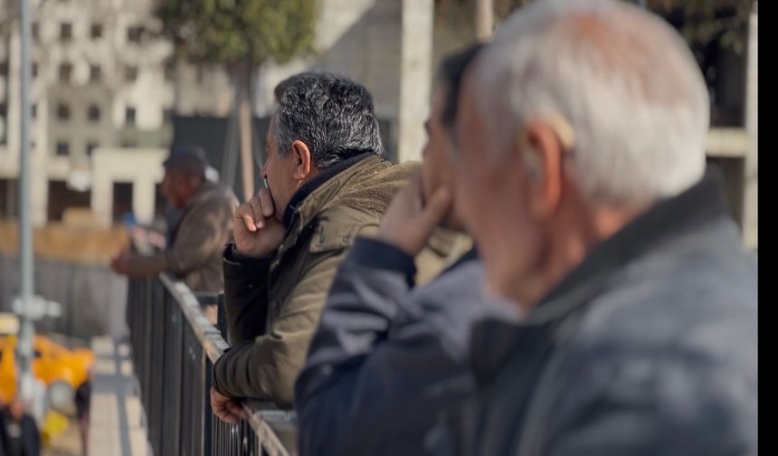 "Eski Çarşının Sıcaklığı Gitti..." Malatyalıların Hüzünlü İnşaat Nöbeti