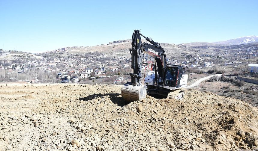 Malatya'da Göçün Arttığı Bölgelere Yeni Yollar Açılıyor