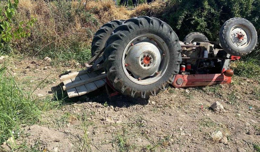 Malatya'da Traktörün Devrildiği Kazada 2 Kişi Yaralandı
