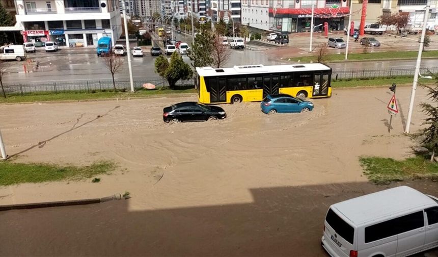 Malatya İçin Kritik Uyarı: Kuvvetli Yağış Geliyor! Meteoroloji Saat Verdi