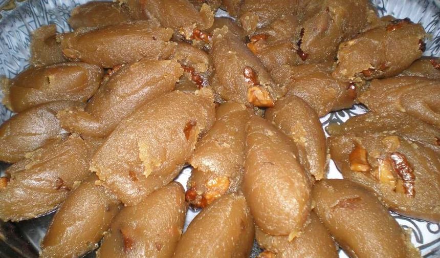Evde Un Helvası Nasıl Yapılır? Kolay, Doğal ve Lezzetli Tarif