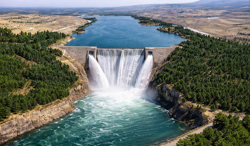 Malatya’da Alarm! Barajlar Taştı, Kapaklar Açıldı