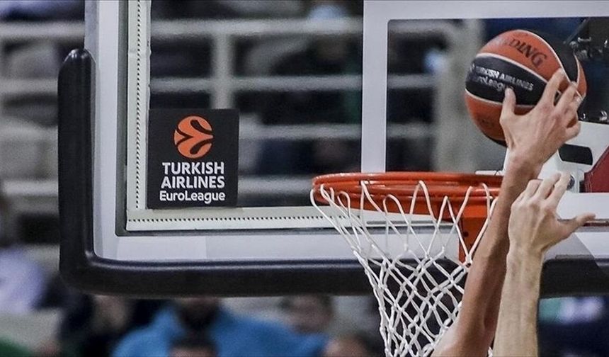 EuroLeague'den 'maaş bütçesini aşan' Anadolu Efes'e para cezası