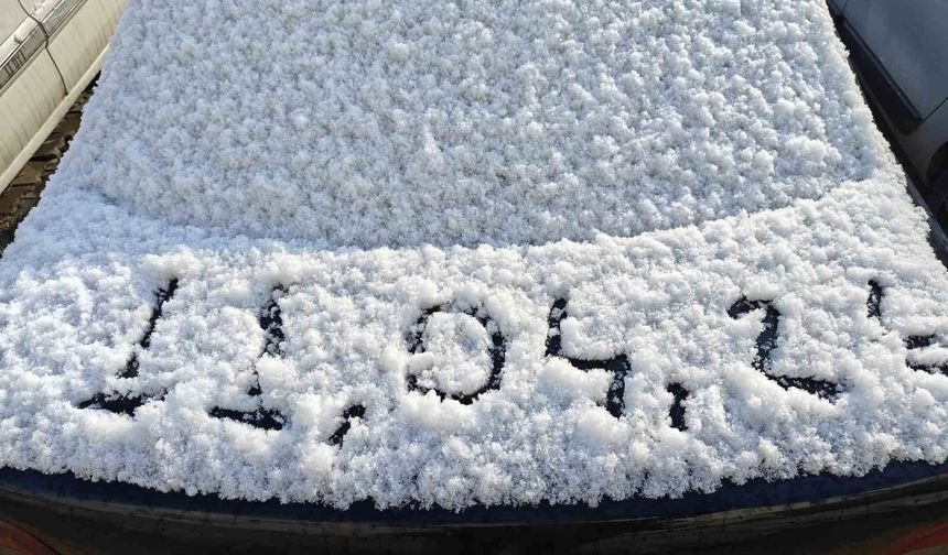 Kayseri’de nisan ortasında kar sürprizi yaşandı