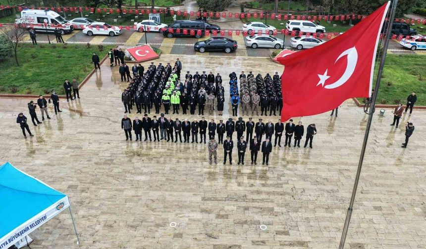 Malatya’da Polis Haftası şehitlik ziyaretiyle kutlandı