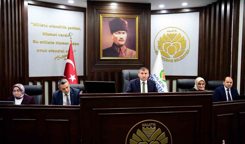 Nisan Ayı Meclisi Toplandı: Yeni İsimler Görev Başında!