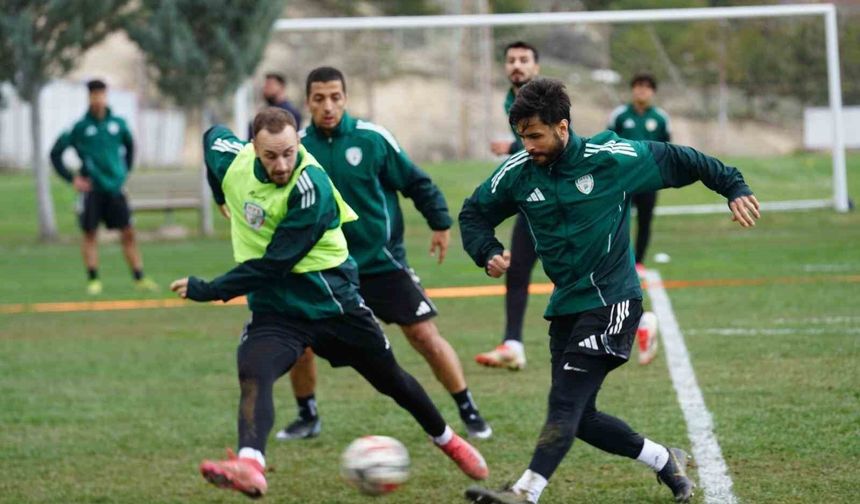 Yeşilyurtspor Play-Off’a Kilitlendi: Teknik Direktör Yıldırım’dan Taraftara Çağrı