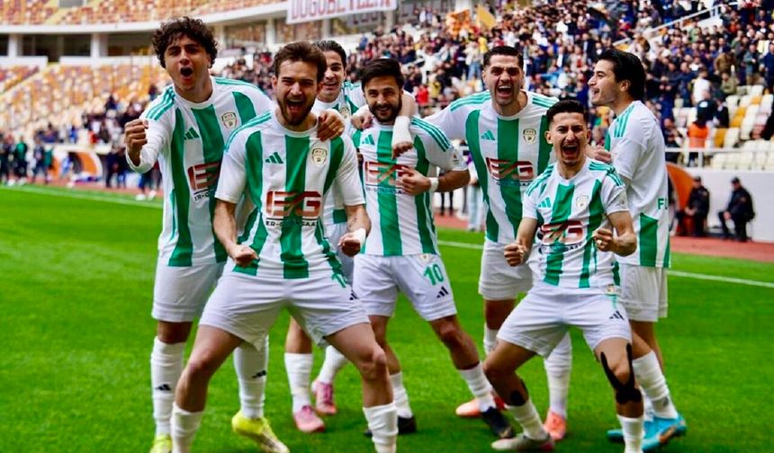 Malatya Yeşilyurtspor İçin Yılın Maçı Geldi Çattı! Yarın Ağrı'da Kazanan Play-Off'a Uçacak
