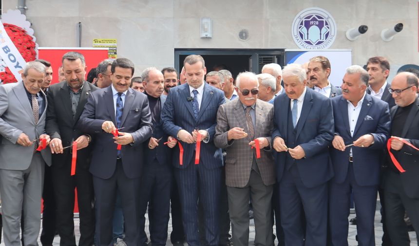 İş İnsanı Salih Karademir'den Malatya'ya Vefa: "6 Şubat Deprem Şehitleri Taziye Evi" Açıldı