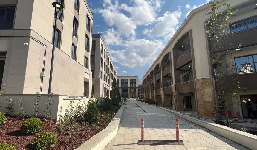 Malatya'da İş Yeri Çıkan Esnafa "Hemen Taşının" Çağrısı