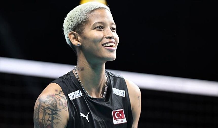 Malatya'nın Kızı Melissa Vargas ve Milli Takım Arkadaşı Zehra Güneş Birbirini Takipten Çıktı..