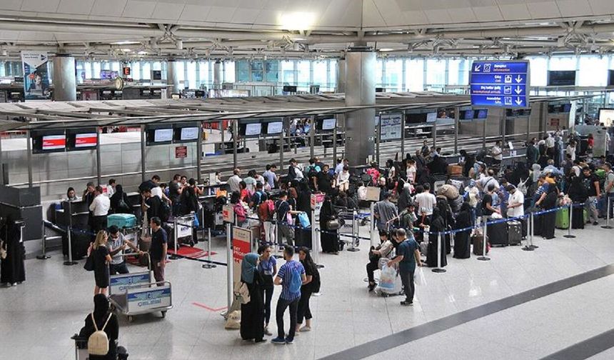 Malatya'da Gökyüzü Trafiği Kilit: Sadece 3 Ayda 210 Bin Kişi Uçtu!