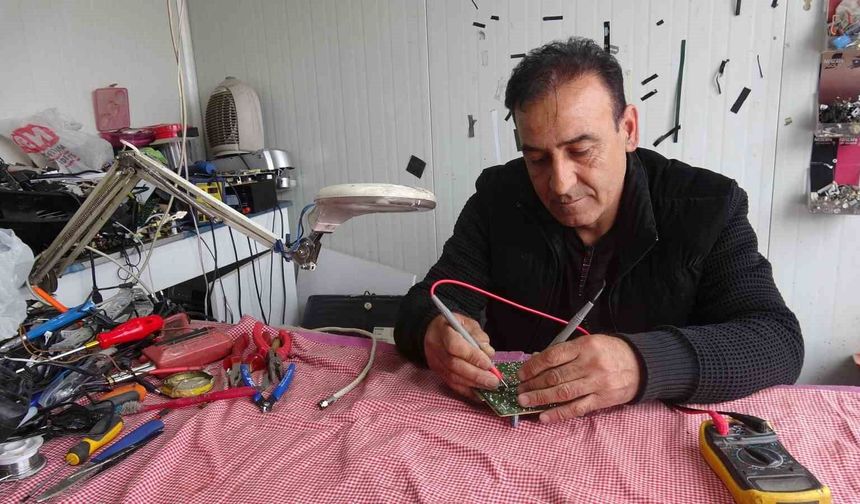 Televizyon Tamirciliği Tarih Oluyor: “Artık Haftada Bir Cihaz Geliyor”